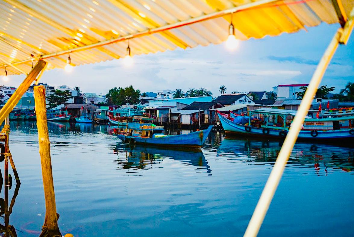 富國島陽東夜市海鮮大排檔Huy Bảo – Hải sản tươi sống
