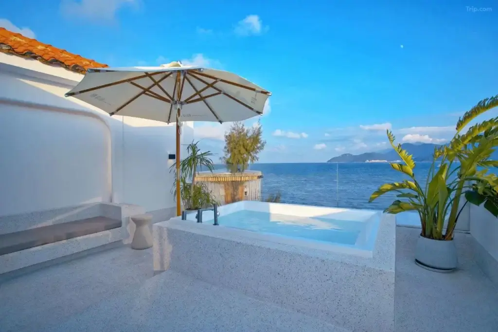 Semporna-Spa-Seaview-Beach-Village