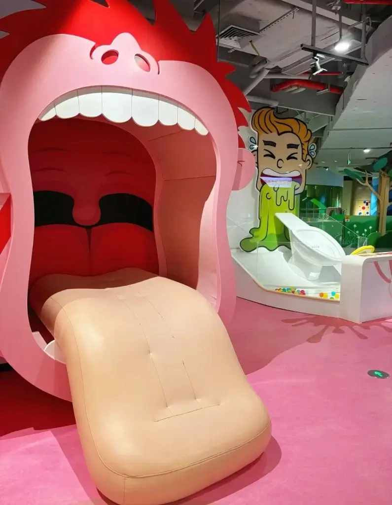 兒童探索館口腔模型